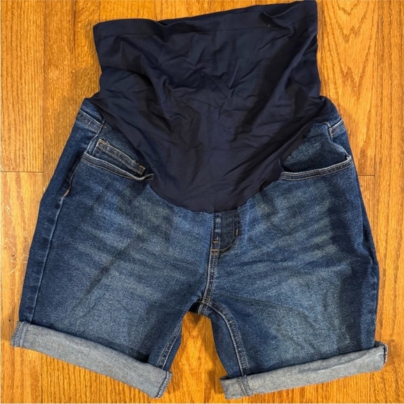 Time and Tru Maternity Denim Shorts with Navy Waistband Women's Size S - Picture 1 of 5
